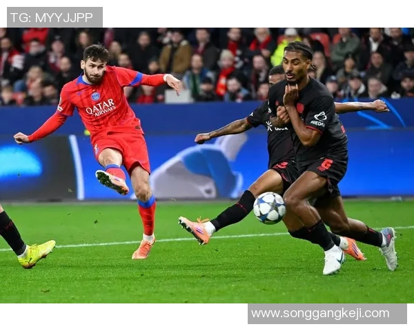 阿森纳大胜巴萨四球横扫全场精彩瞬间回顾